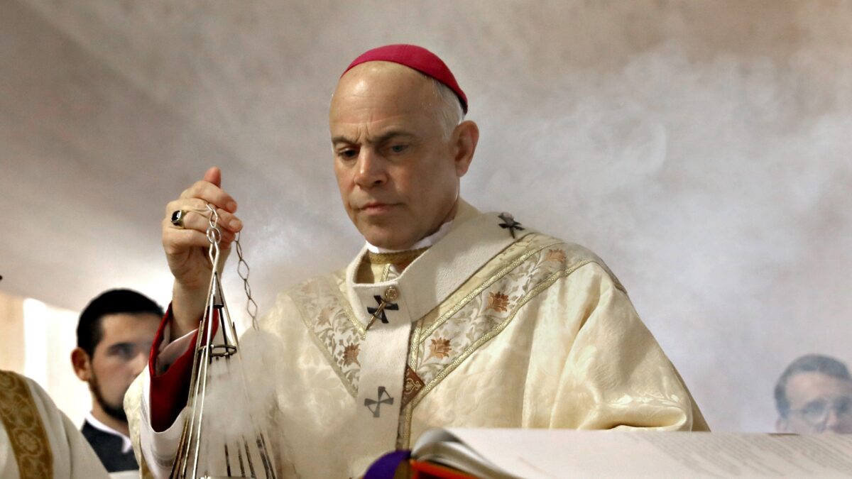Cordileone: «I governi impongono il laicismo alla Chiesa»