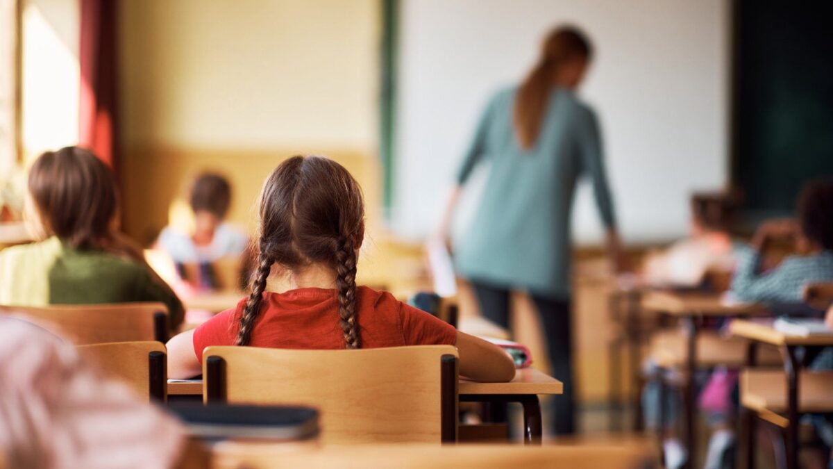 Voti più alti, meno paranoie e un antidoto al bullismo. Così la fede risana i giovani