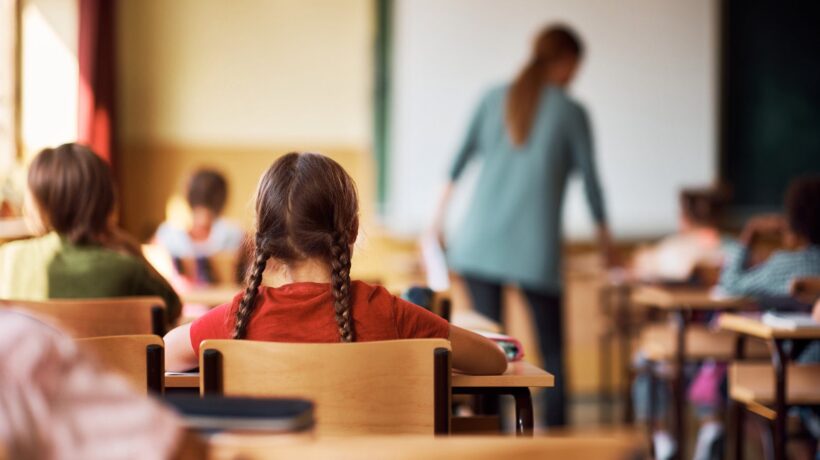 Voti più alti, meno paranoie e un antidoto al bullismo. Così la fede risana i giovani