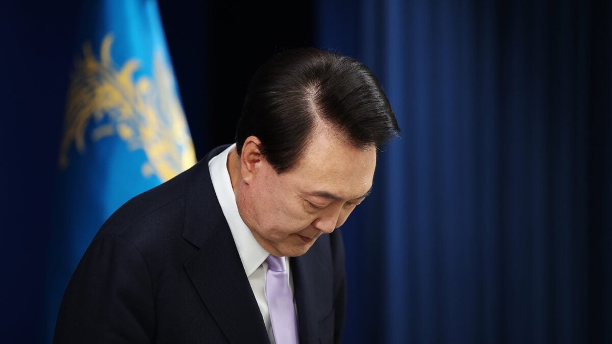 Corea del Sud, chiesto l’impeachment per il presidente Yoon: «Ci ha traditi»
