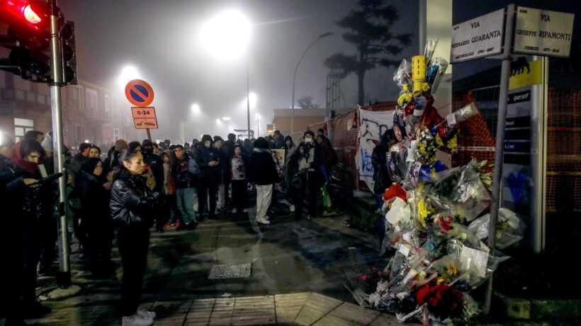 Fiaccolata per Ramy (disertata dal papà). Fischi dalle «risorse» del Corvetto al Pd