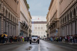 La «corsa più bella del mondo» scalda i motori