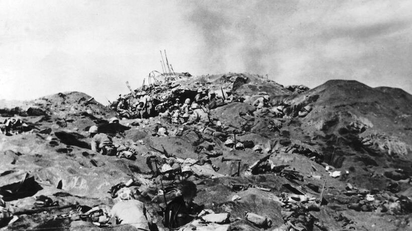 Marines durante l'assedio dei monte Suribachi di Iwo Jima (Getty Images)