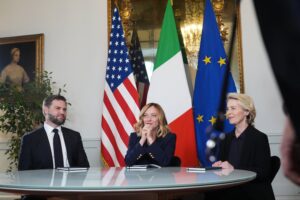 La sinistra continua a fare sogni che crede realtà