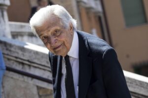 Il piacione progressista multiuso diventato scomodo anche a sinistra