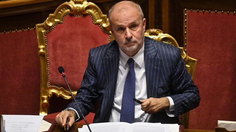 In 20 giorni più di 20 morti fulminee. Ma screening e autopsie restano tabù
