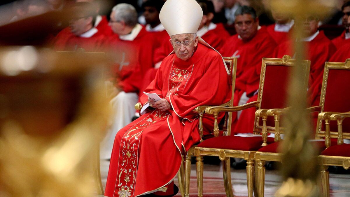 Da Ruini l’identikit del futuro Papa: «Dottrina salda e sappia regnare»