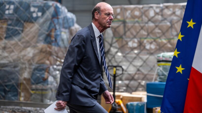 Parigi insiste sulla Difesa in Borsa