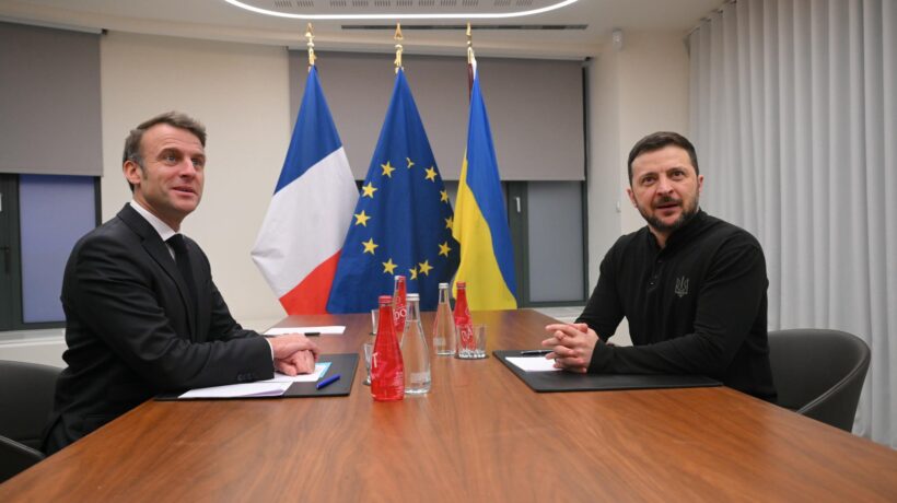 Macron pensa al golpe su Parigi