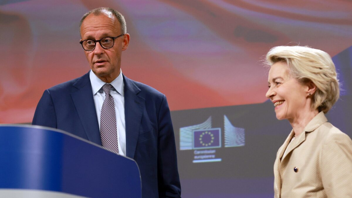 Von der Leyen: «Altri 3 miliardi per politiche migratorie»