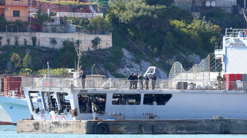 Il Pd frigna per le manette ma su quella nave c’erano stupratori e pedofili