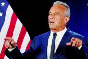 Kennedy vara la rivoluzione Basta conflitti d’interessi, no a vaccini senza studi seri