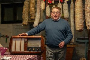 Jethro Tull, AC/DC e una bella doccia. Così i maiali fanno un buon…musetto