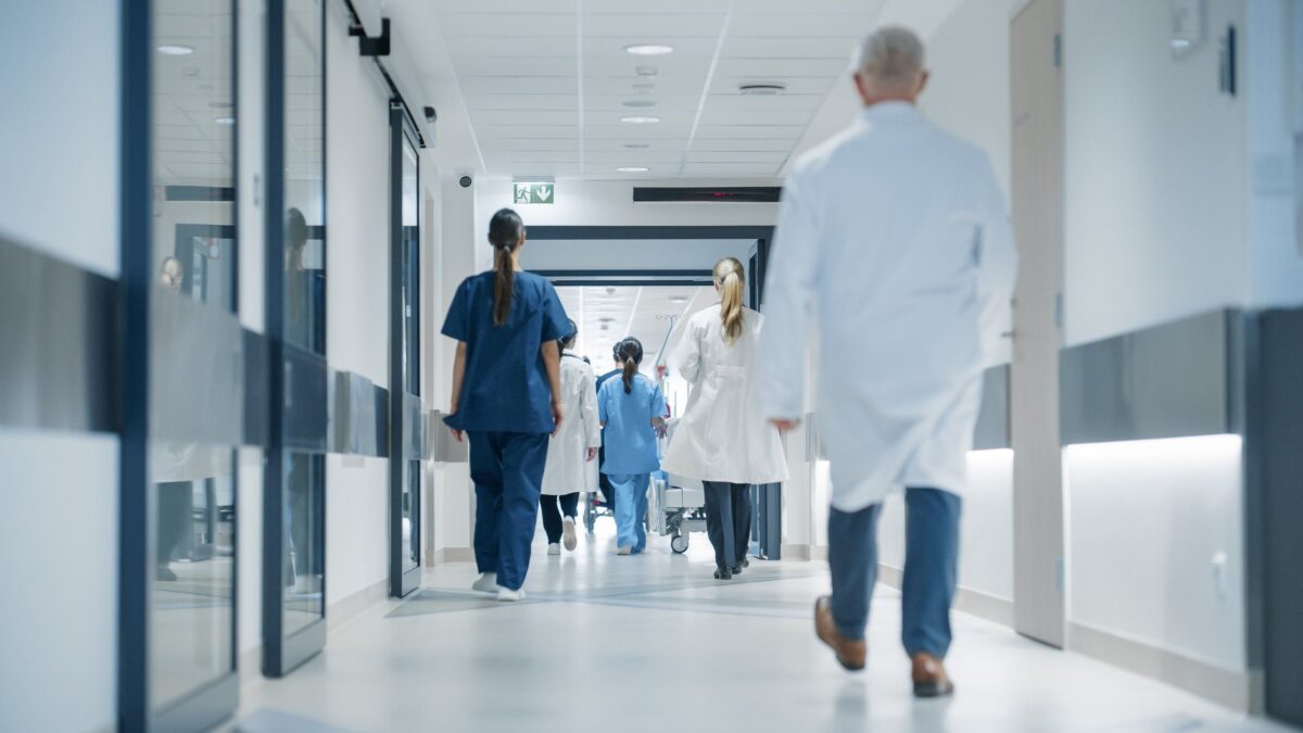 I veri negazionisti della pandemia sono stati giornalisti medici e burocrati