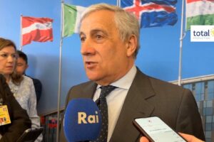 Usa, Tajani: «Reazione della Ue ai dazi non sia per fare un dispetto, serve mossa ponderata»