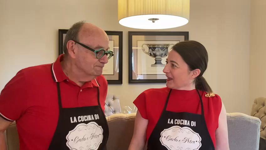 Le pillole di galateo di Petra e Carlo: i cinque no per gli uomini d’estate!