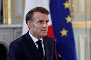Macron stizzito: gli resta il pantano ucraino