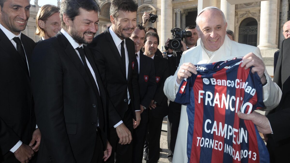 Addio a Papa Francesco. Calcio fermo in Italia e Argentina
