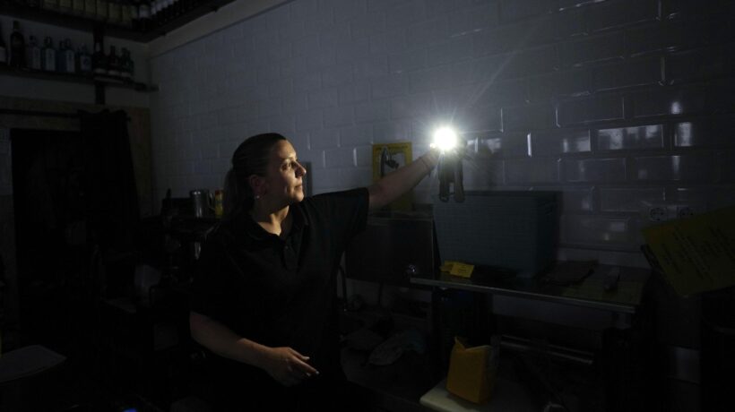 Con la transizione verde forzata peggioreranno i blackout elettrici