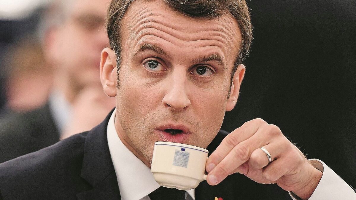 L’europeismo di Macron: «Siamo in guerra»