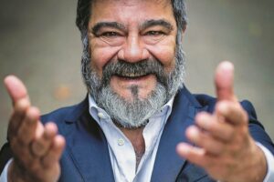 «La mia voce invidiata da Clooney e Madsen»