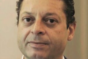 I grillini vogliono l’uomo di Mediobanca al Tesoro