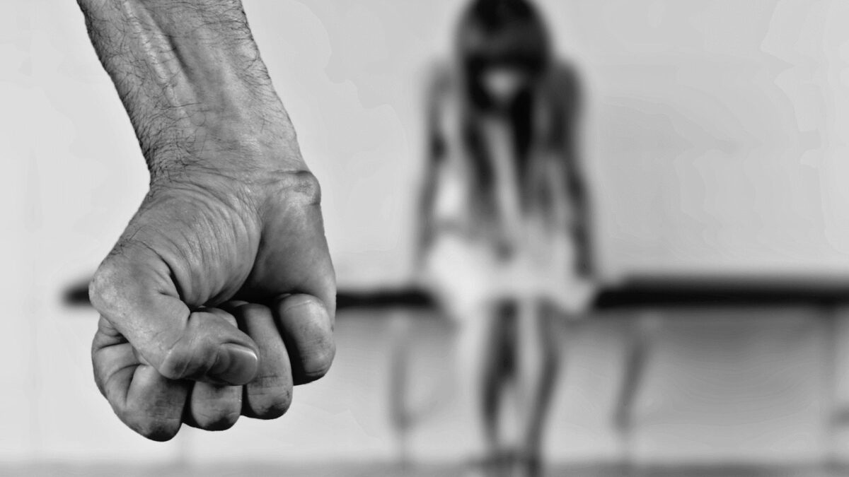 Le banlieue degli abusi: Parigi è capitale anche delle violenze sessuali