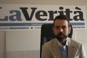I nuovi partigiani di sinistra sventolano bandiera tedesca