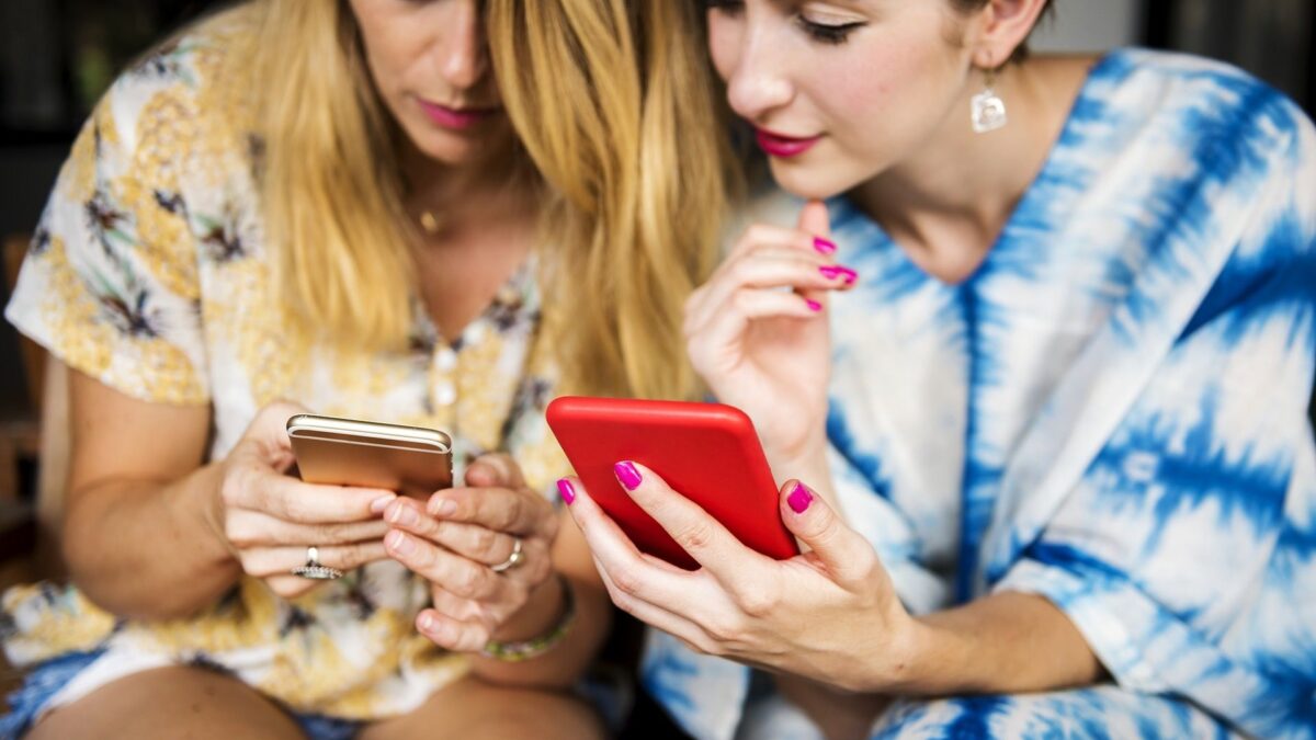 Come salvarsi dalla dipendenza da cellulare