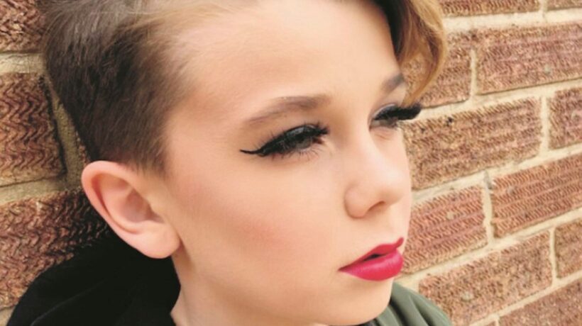 I nuovi eroi Lgbt sono i bambini truccati da donne adorati dal Web