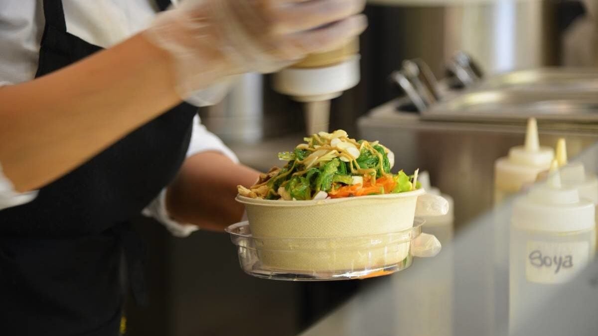 Le app del cibo si fanno la guerra per i dati: il primo caduto è il country manager di Glovo