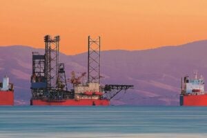 Eni torna a trivellare in Libia: schiaffo alla Francia sul gas
