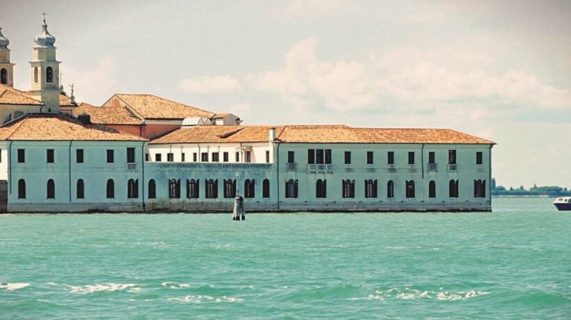 Dall’isola dei matti emergono le voci dell’amante del Duce e di altri 50.000
