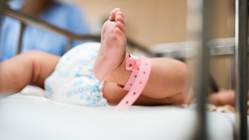 Né amore, né natura: per i giudici il bimbo nasce solo da un «progetto»
