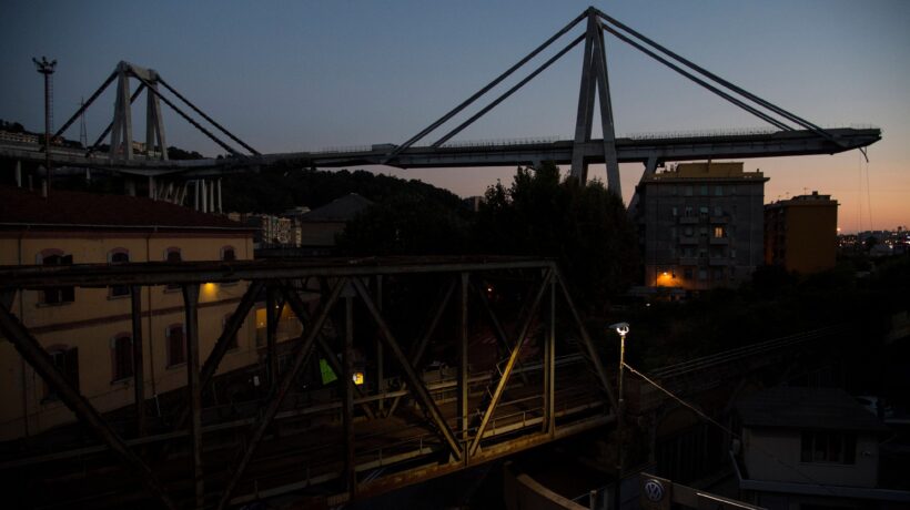 La Procura sequestra i telefoni dei manager di Autostrade