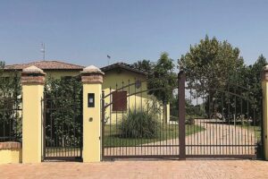 Viaggio a Castenaso, il crocevia degli affari tra i Renzi e i Conticini