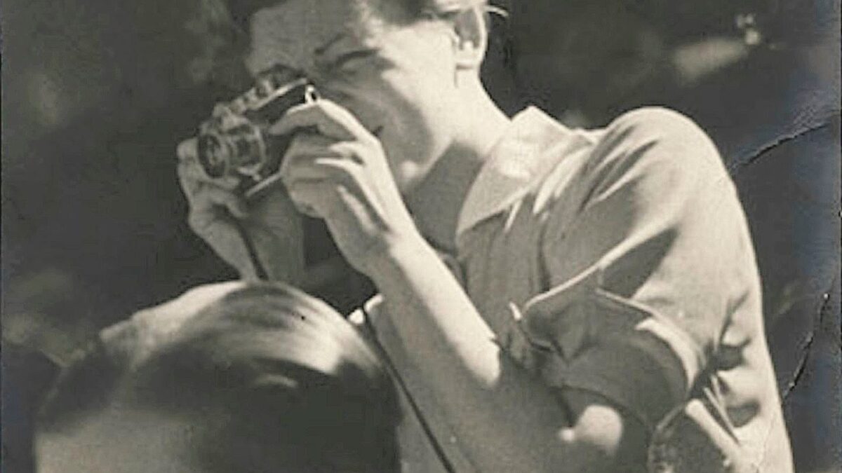 «La ragazza con la Leica fu un talento, anche nell’inventarsi Robert Capa»