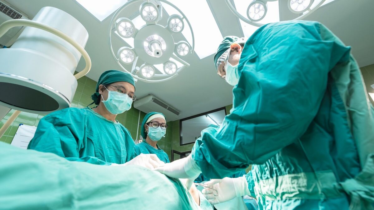 Aspetta e spira: se il pronto soccorso non è affatto pronto