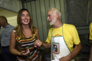 Mi appassiona la vita degli sconfitti. Non mi perdo una foto della Boschi