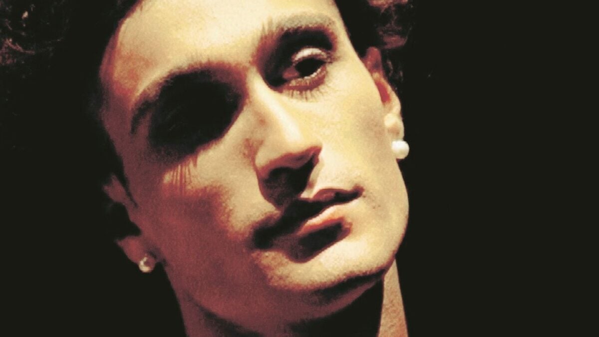 Il ministero paga il film che celebra l’attivista gay teorico della pedofilia