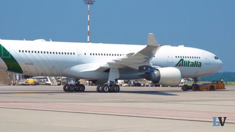 Contro l’Alitalia di stato si schierano Tria e la banca di sistema