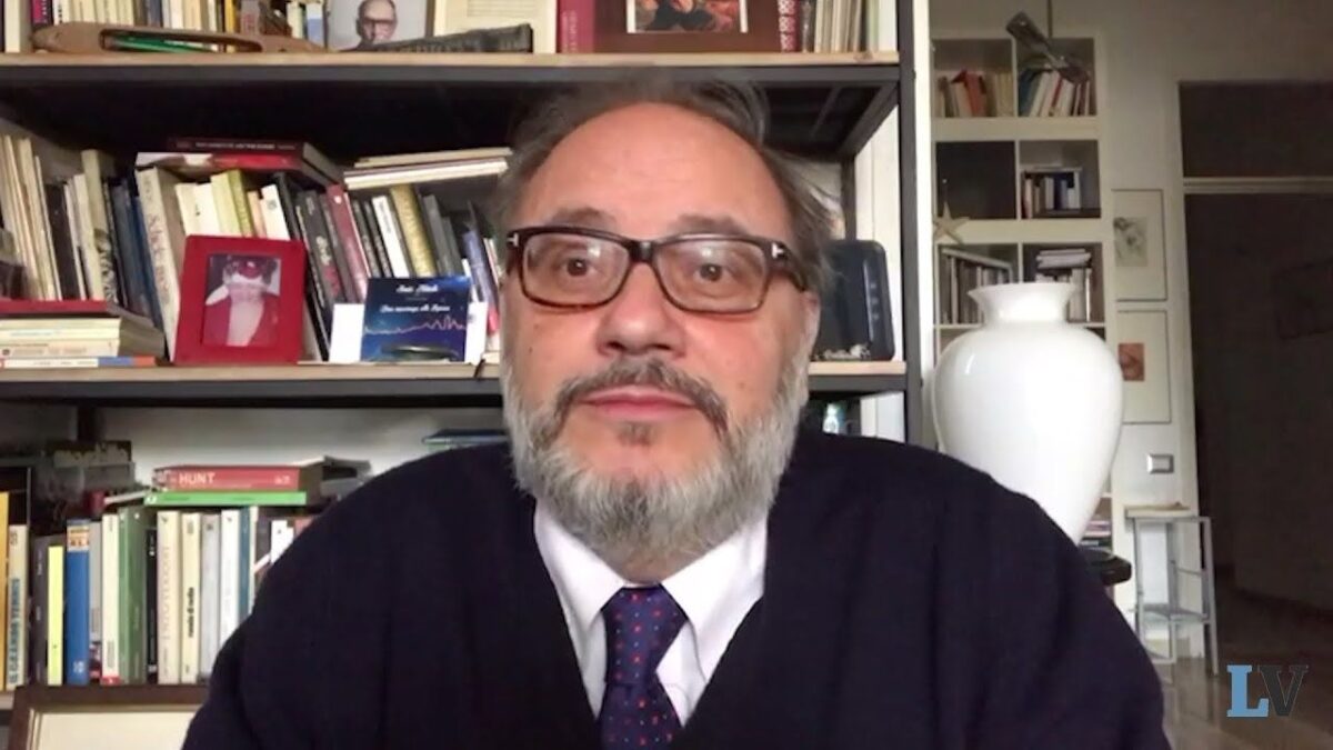 Gli intellettuali di sinistra e i professori atei stiano alla larga dal Natale
