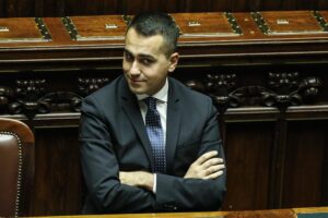 Il governo impegna 4 miliardi. Ma nessun risparmiatore perderà dei soldi con Carige