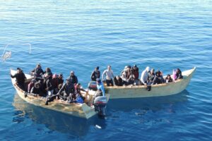 La sinistra zompa sui barconi perché non le è rimasto nient’altro
