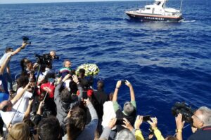 Non solo propaganda. Qualcuno i naufragi vuol causarli davvero