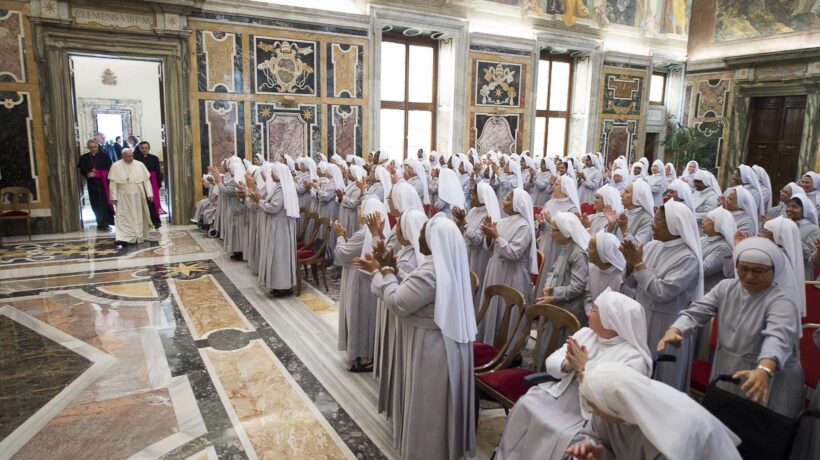 Suore violentate da preti in India: denunce finite nel nulla in Vaticano