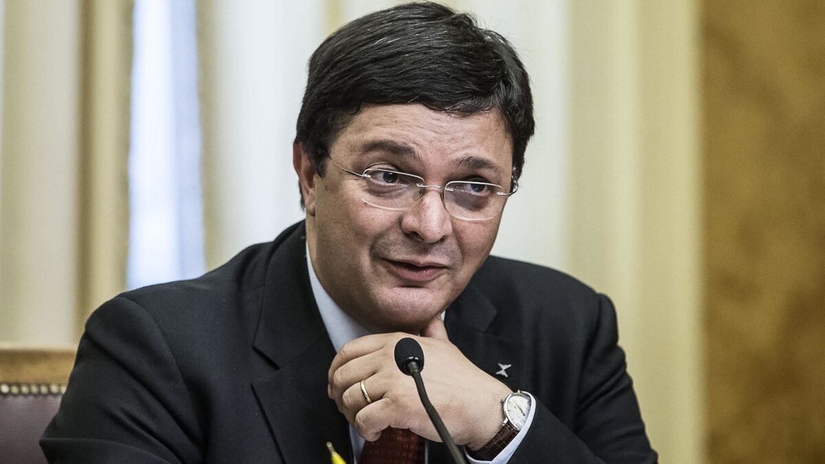 «Miei cari colleghi, Mattarella non è il capo dell’opposizione»
