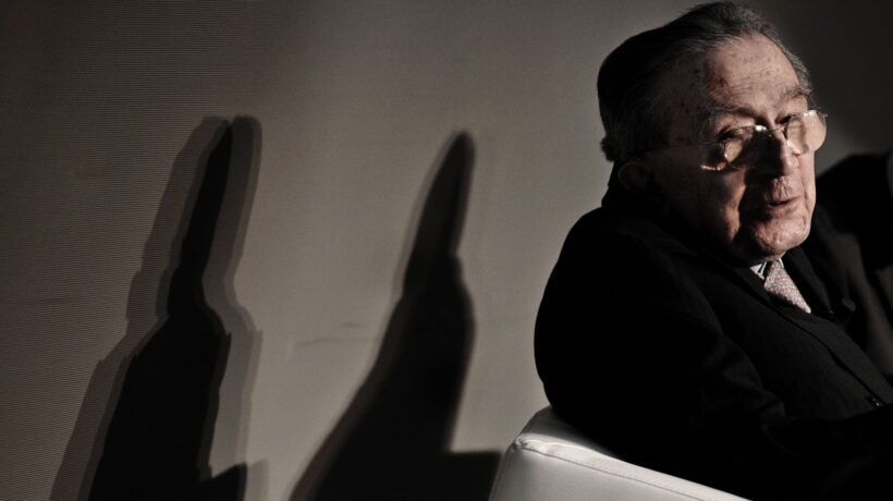 Andreotti, simbolo della Roma di potere e di sacrestia che ingessò lo Stato