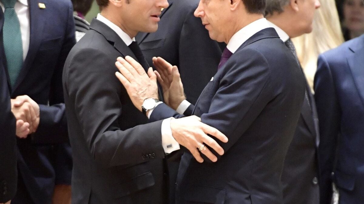 Guerra fredda tra Conte e Macron sul futuro della Libia
