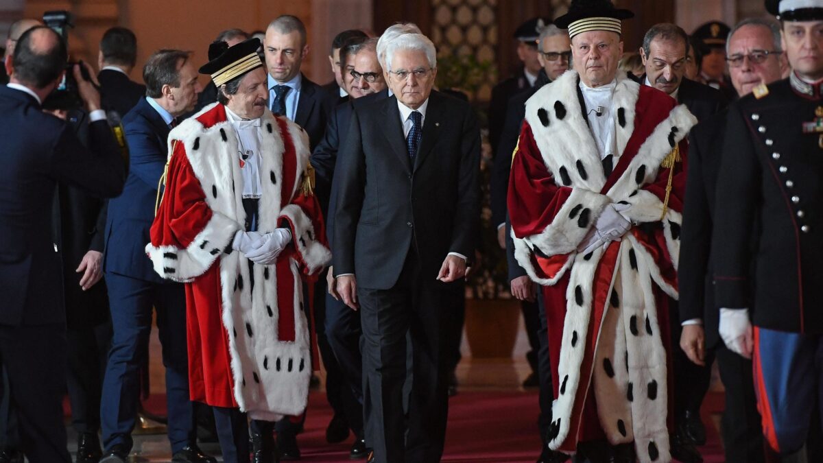 Mattarella prepara sgambetti sull’autonomia